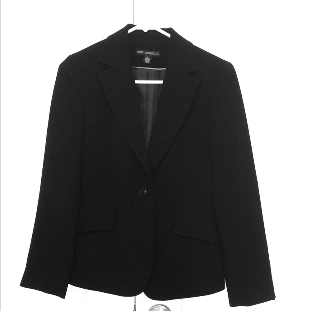 Petite Sophisticate size 4 women’s suit